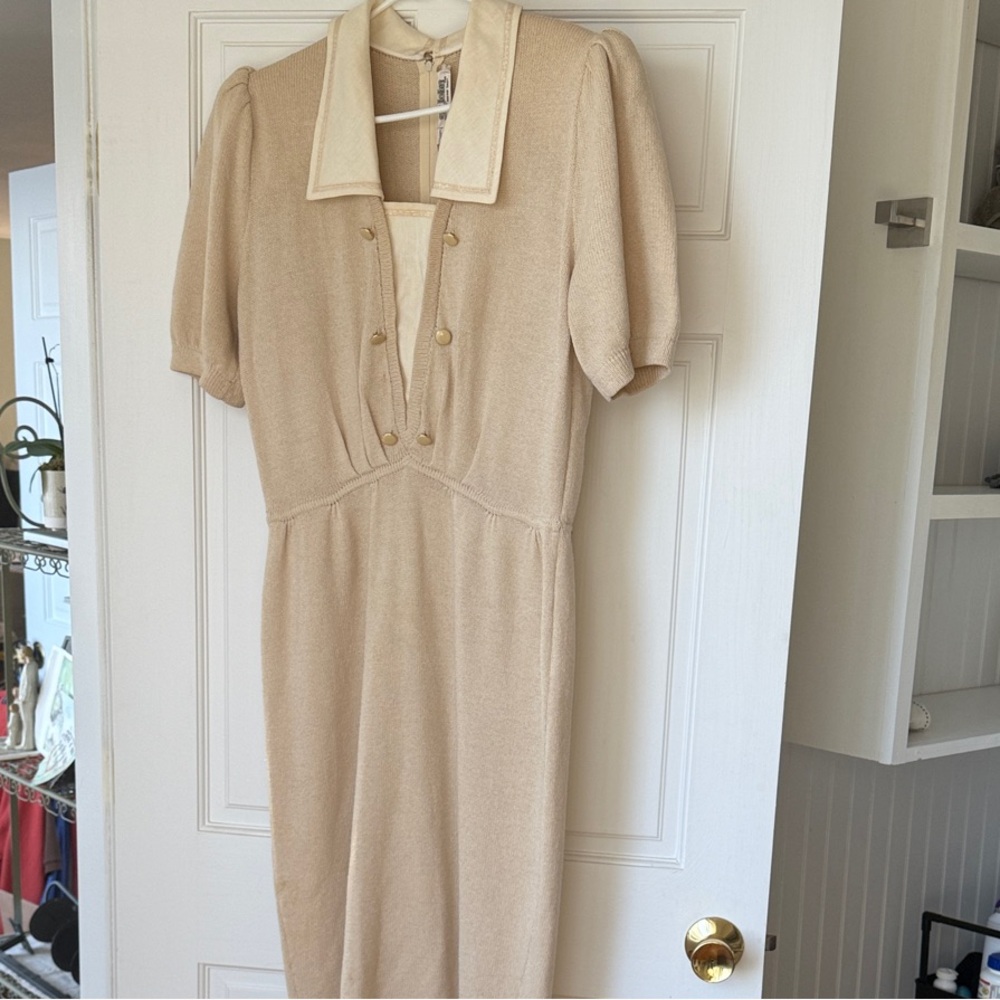 Elegant Cream Midi Dress